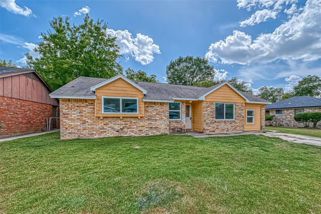 5606 Elm Springs Drive, Houston, TX 77048