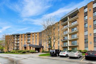 700 N Bruce Lane 312, Glenwood, IL 60425