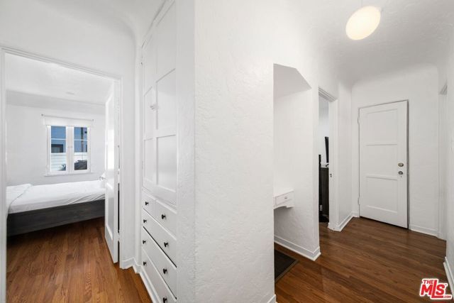 601 N Hayworth Avenue, Los Angeles, CA 90048