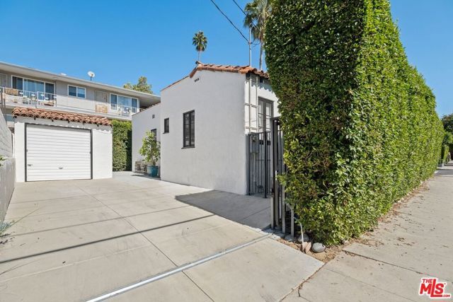 601 N Hayworth Avenue, Los Angeles, CA 90048