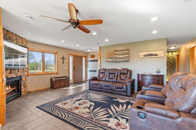 33754 Pineview Lane, Crosslake, MN 56442