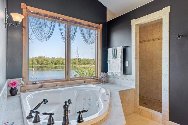33754 Pineview Lane, Crosslake, MN 56442