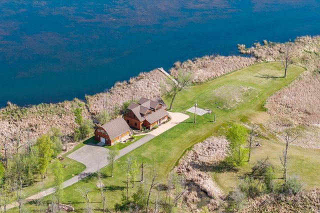 33754 Pineview Lane, Crosslake, MN 56442