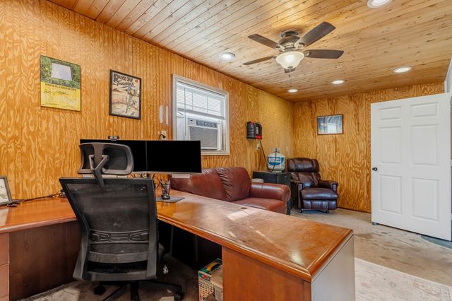 1311 Tiffany Lane, Commerce, TX 75428