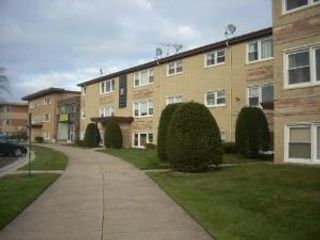 51 W CONTI Parkway 2B, Elmwood Park, IL 60707