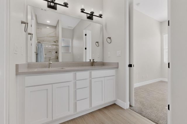 520 Bellamah Avenue NW, Albuquerque, NM 87102