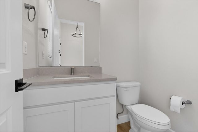 520 Bellamah Avenue NW, Albuquerque, NM 87102