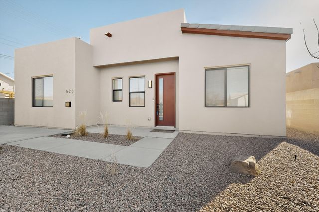 520 Bellamah Avenue NW, Albuquerque, NM 87102
