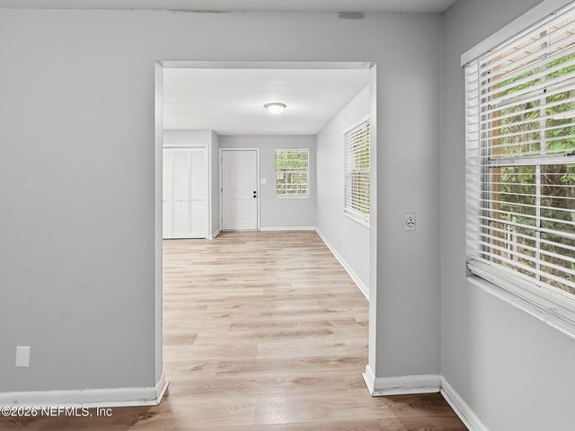 5516 AHMAD Drive N, Jacksonville, FL 32209