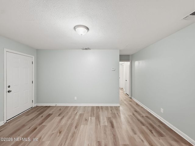 5516 AHMAD Drive N, Jacksonville, FL 32209