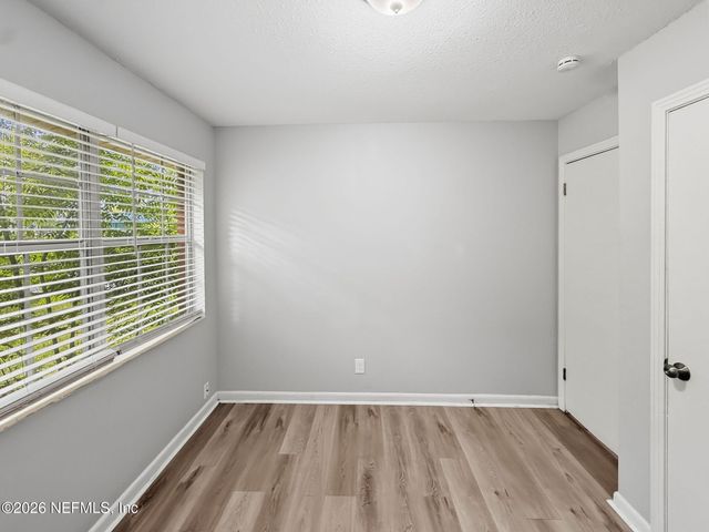 5516 AHMAD Drive N, Jacksonville, FL 32209