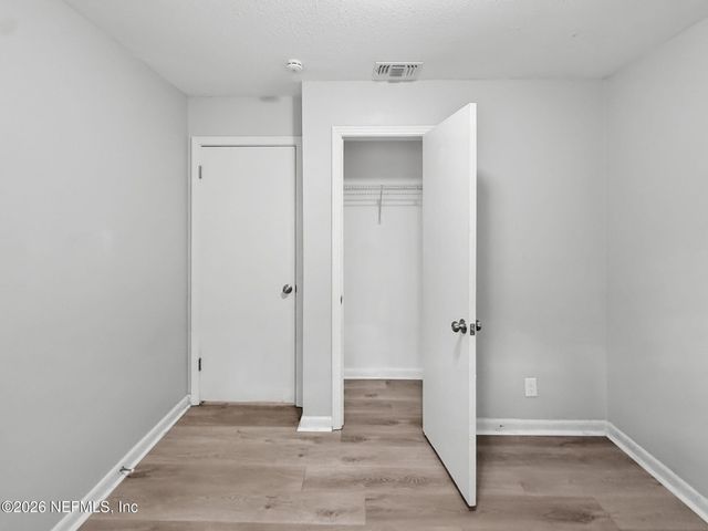 5516 AHMAD Drive N, Jacksonville, FL 32209