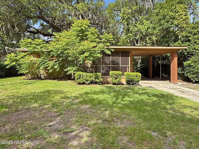 5516 AHMAD Drive N, Jacksonville, FL 32209