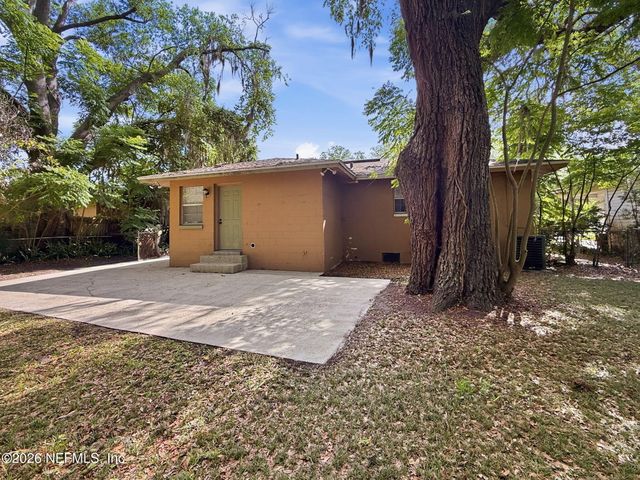 5516 AHMAD Drive N, Jacksonville, FL 32209