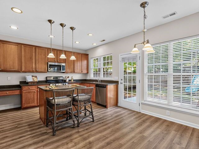 7803 Clover Creek Court, Raleigh, NC 27613
