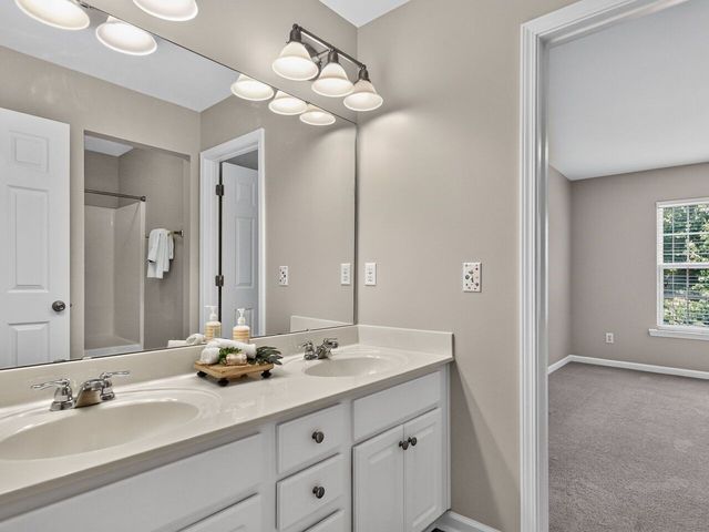 7803 Clover Creek Court, Raleigh, NC 27613
