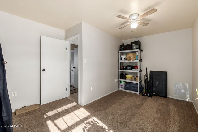 48822 N ROUGHRIDER Road, New River, AZ 85087