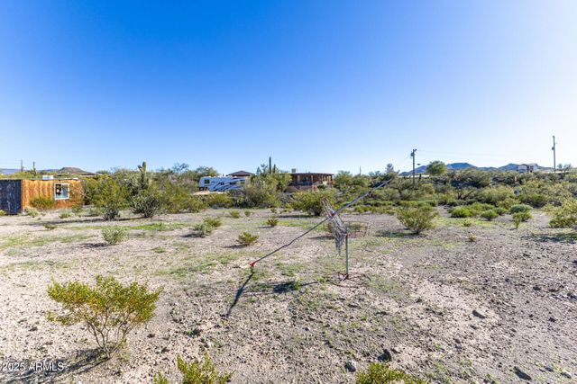48822 N ROUGHRIDER Road, New River, AZ 85087
