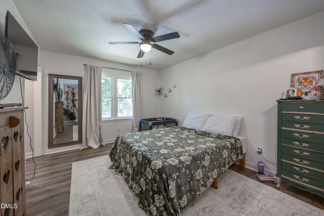 1307 W Pearsall Street, Dunn, NC 28334
