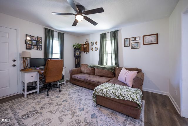1307 W Pearsall Street, Dunn, NC 28334