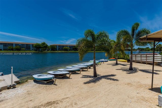 13550 SW 6th Ct 308A, Pembroke Pines, FL 33027