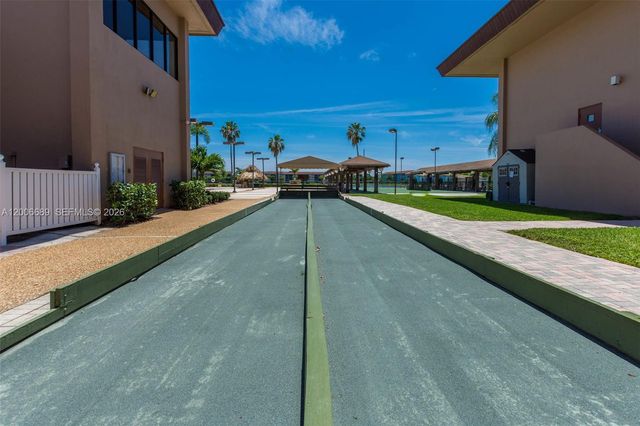 13550 SW 6th Ct 308A, Pembroke Pines, FL 33027