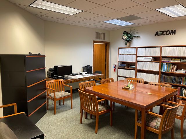 345 E Ash Avenue, Decatur, IL 62526