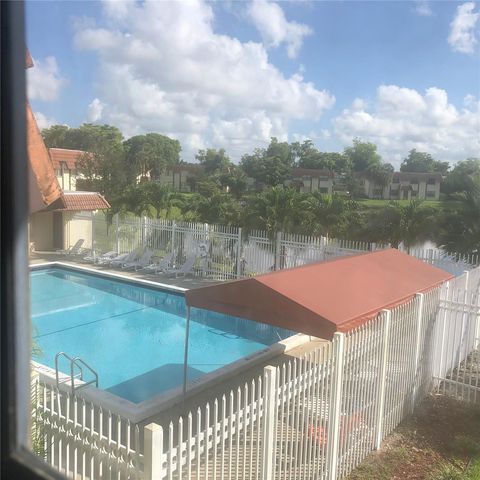 10019 NW 4TH Street 202, Pembroke Pines, FL 33024