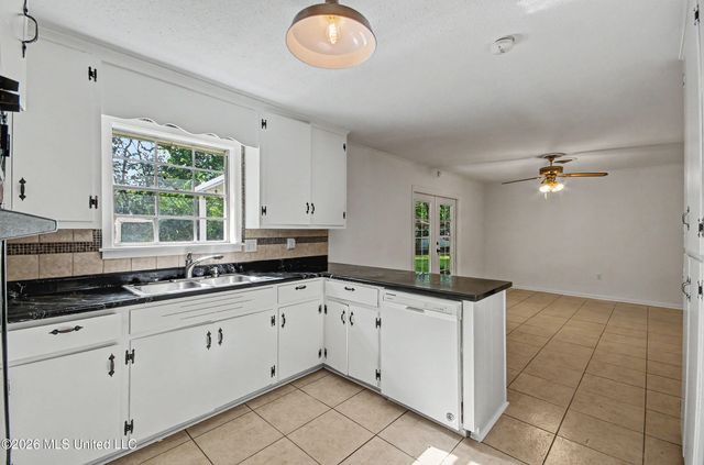 703 Franklin Drive, Clinton, MS 39056