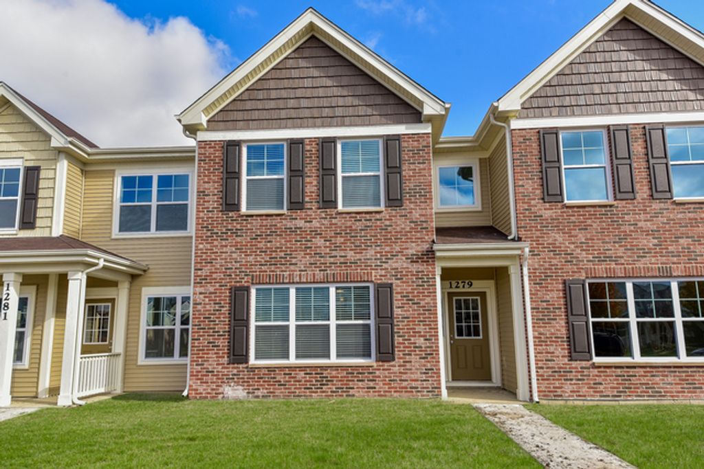 1257 Comiskey Avenue, North Aurora, IL 60542