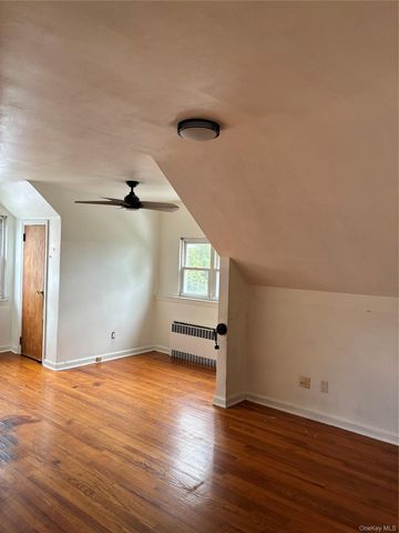 105 Wakefield Avenue 3, Yonkers, NY 10704