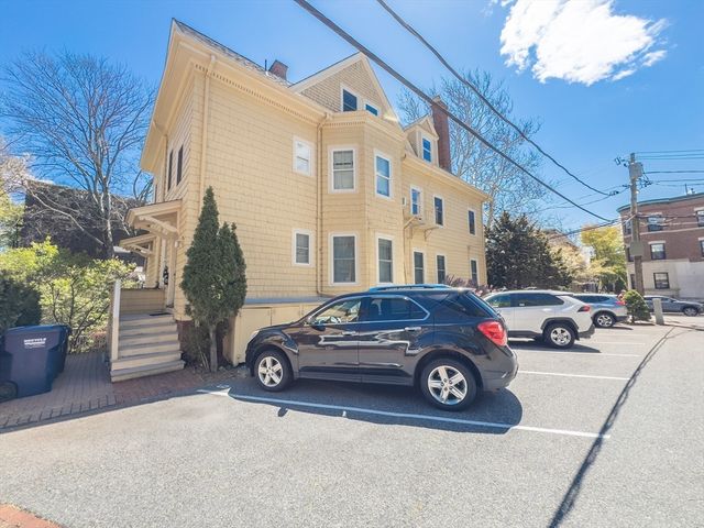 11-13 Wendell Street 3, Cambridge, MA 02138