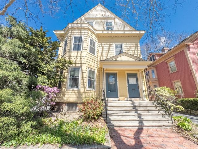 11-13 Wendell Street 3, Cambridge, MA 02138