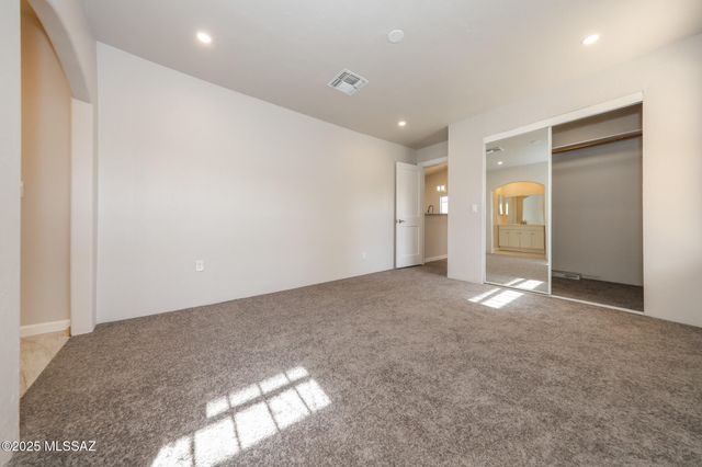 1801 W Great Oak Drive, Tucson, AZ 85746