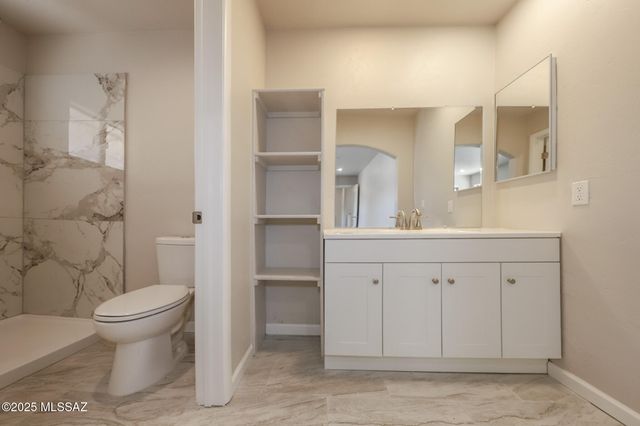 1801 W Great Oak Drive, Tucson, AZ 85746