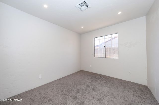 1801 W Great Oak Drive, Tucson, AZ 85746