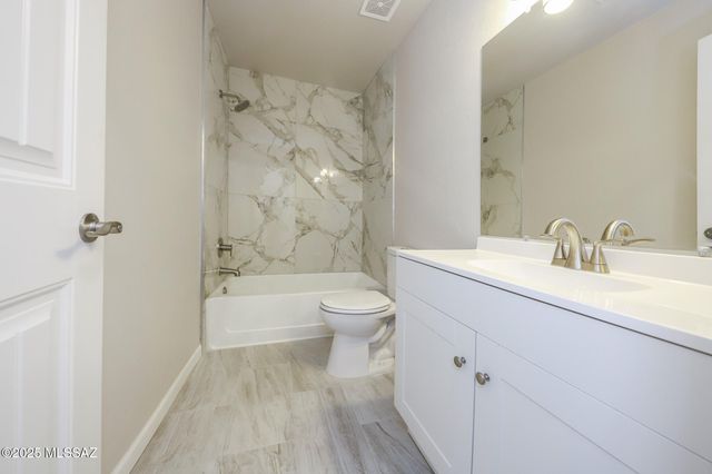 1801 W Great Oak Drive, Tucson, AZ 85746