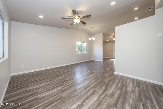 1801 W Great Oak Drive, Tucson, AZ 85746