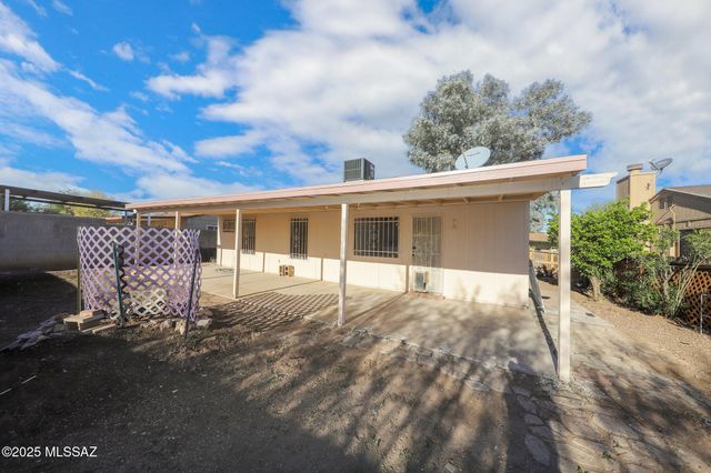 1801 W Great Oak Drive, Tucson, AZ 85746