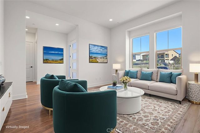 11763 Quailrun Ct, Chatsworth, CA 91311