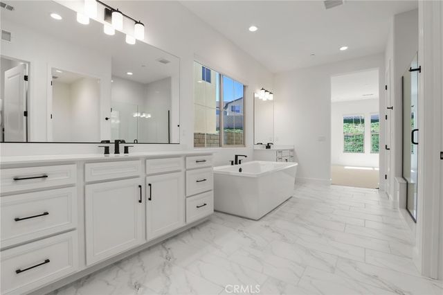 11763 Quailrun Ct, Chatsworth, CA 91311