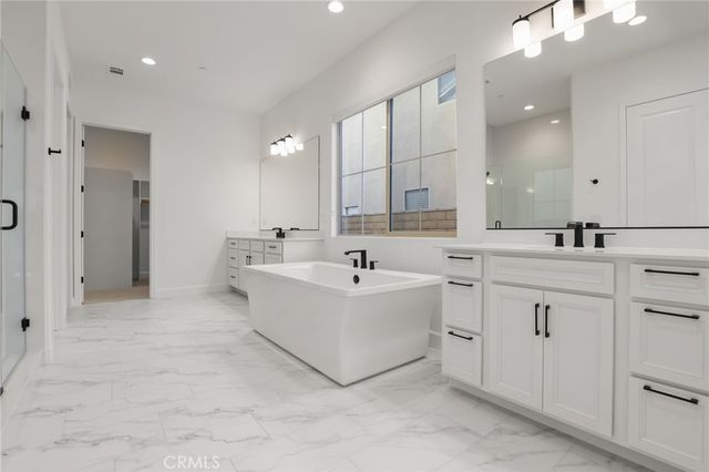 11763 Quailrun Ct, Chatsworth, CA 91311