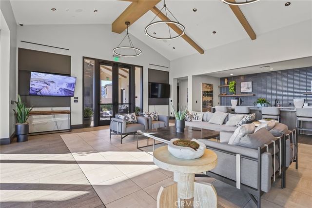 11763 Quailrun Ct, Chatsworth, CA 91311