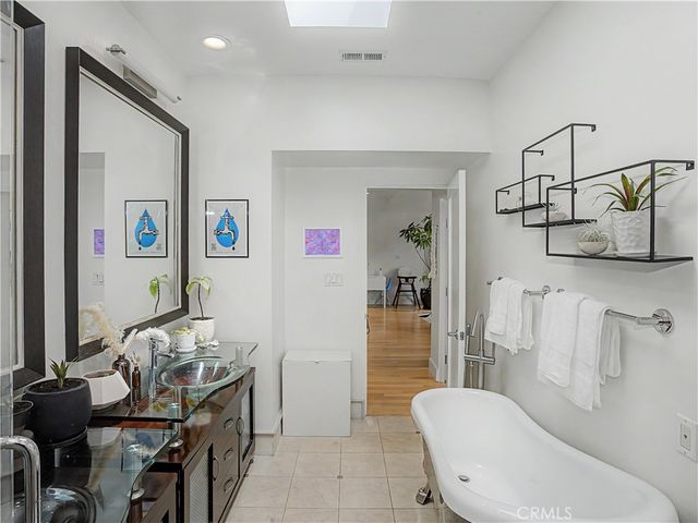 1225 E Grand, El Segundo, CA 90245