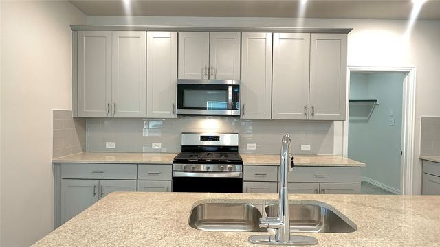 1632 Briar Hunt Drive, Forney, TX 75126