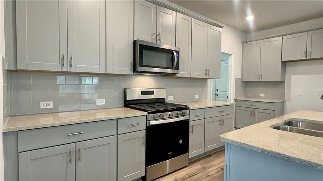 1632 Briar Hunt Drive, Forney, TX 75126