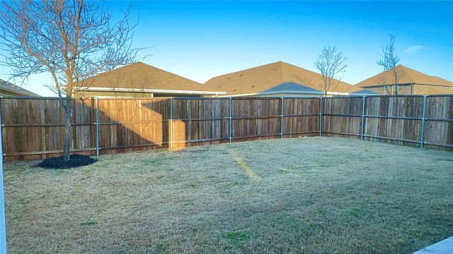 1632 Briar Hunt Drive, Forney, TX 75126