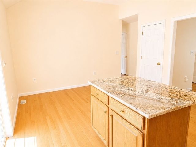 37 Augusta Way 37, Chelmsford, MA 01863