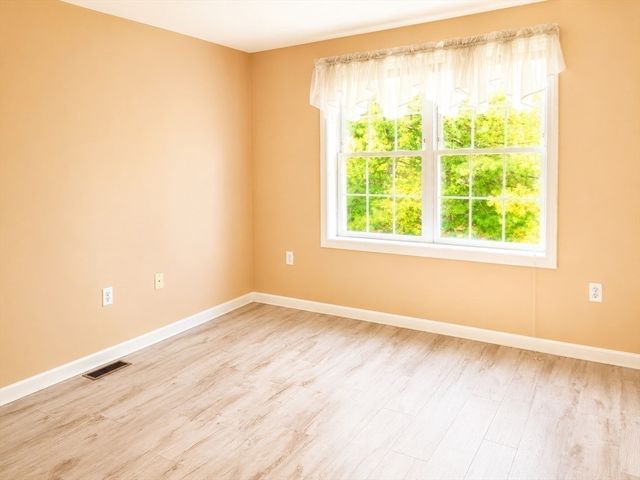 37 Augusta Way 37, Chelmsford, MA 01863