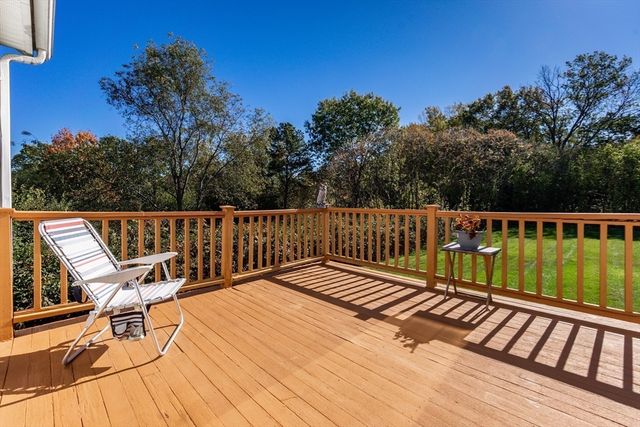 37 Augusta Way 37, Chelmsford, MA 01863